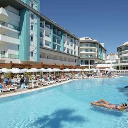 Sea Shell Resort & Spa Side Exterior photo
