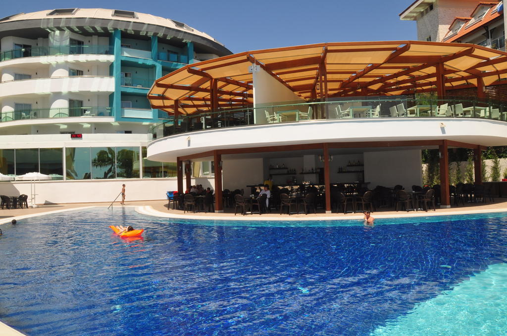 Sea Shell Resort & Spa Side Exterior photo